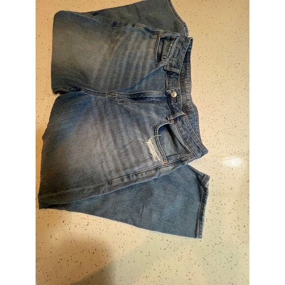 AMERICAN EAGLE MOM JEAN LIGHT DISTRESSING WOMENS PLUS SIZE 14 XTRA SHORT - Picture 1 of 8